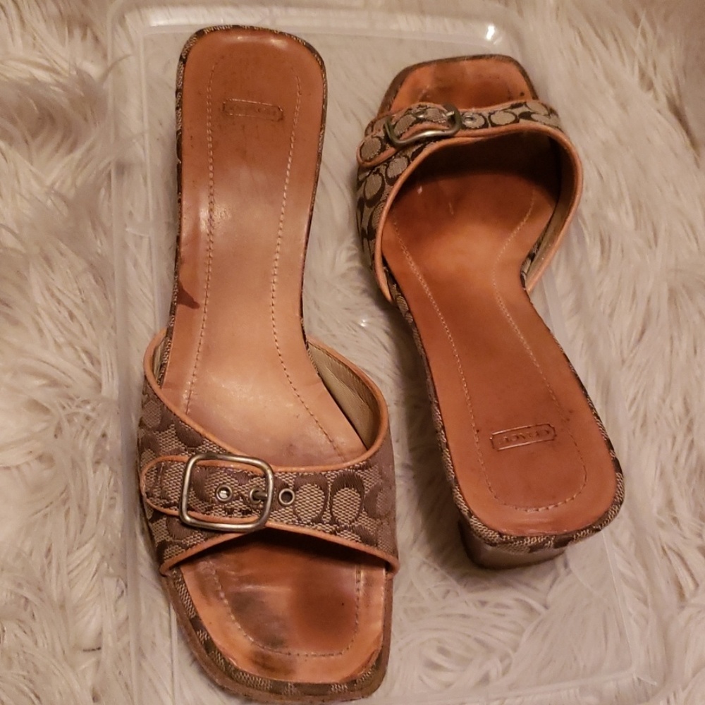 Ladies Designer Sandals